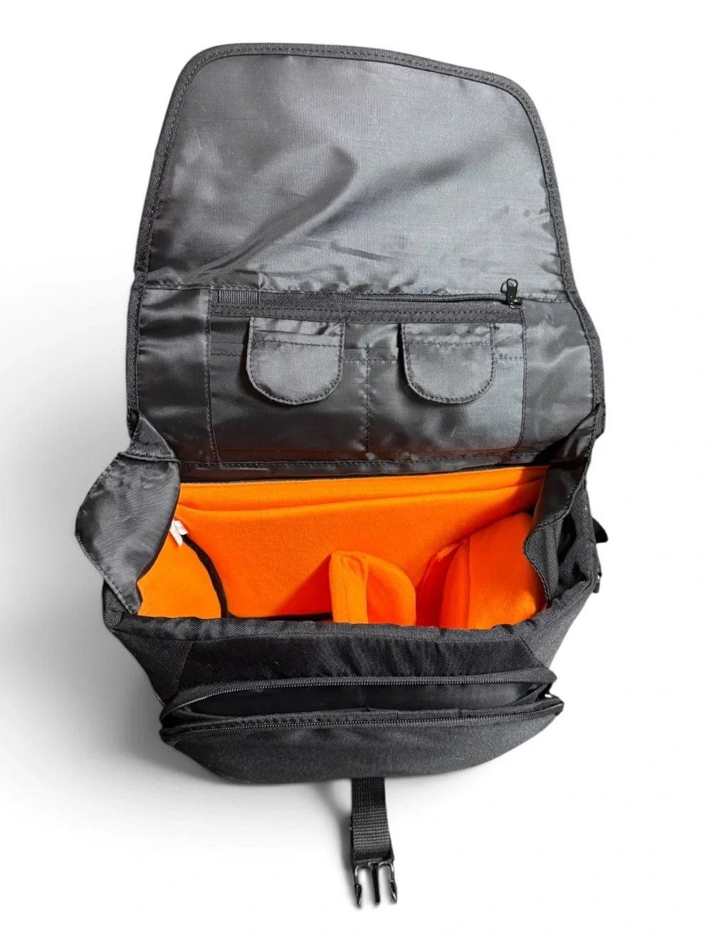 AmazonBasics DSLR Camera Bag NWOT